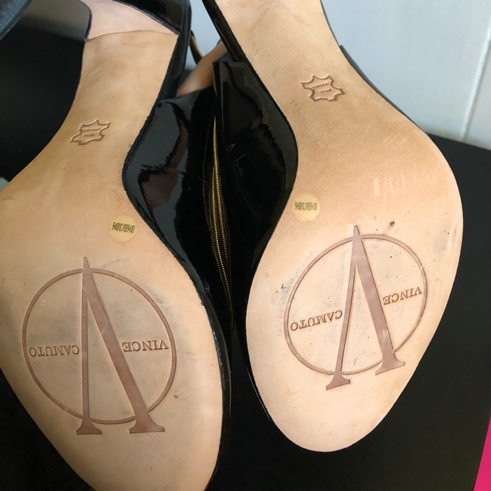 NWT Vince Camuto Black & Gold Slingbacks, Size 8.5 - Picture 6 of 6